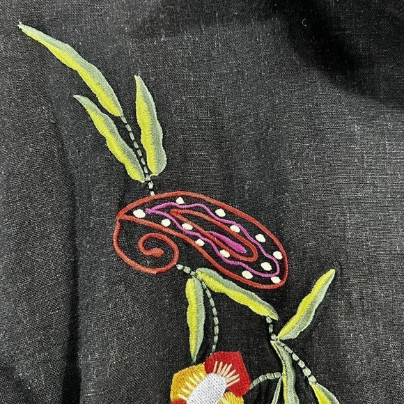 A.K.L. Black Linen Blend Colorful Flower Embroidered Button Up Shirt Womens 2X - Picture 8 of 9
